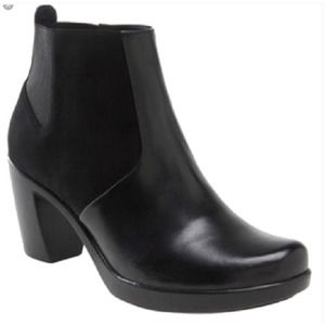 Dansko Tiffany Black Leather and Suede Ankle Boot  - Size 41